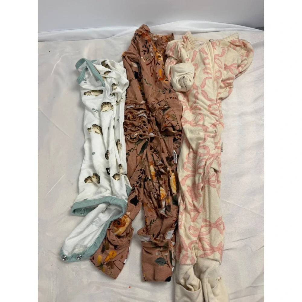Kyte Baby Gigi and Max Tiny Kind Bamboo Bundle 0-3 Months Floral Hedgehog Bows